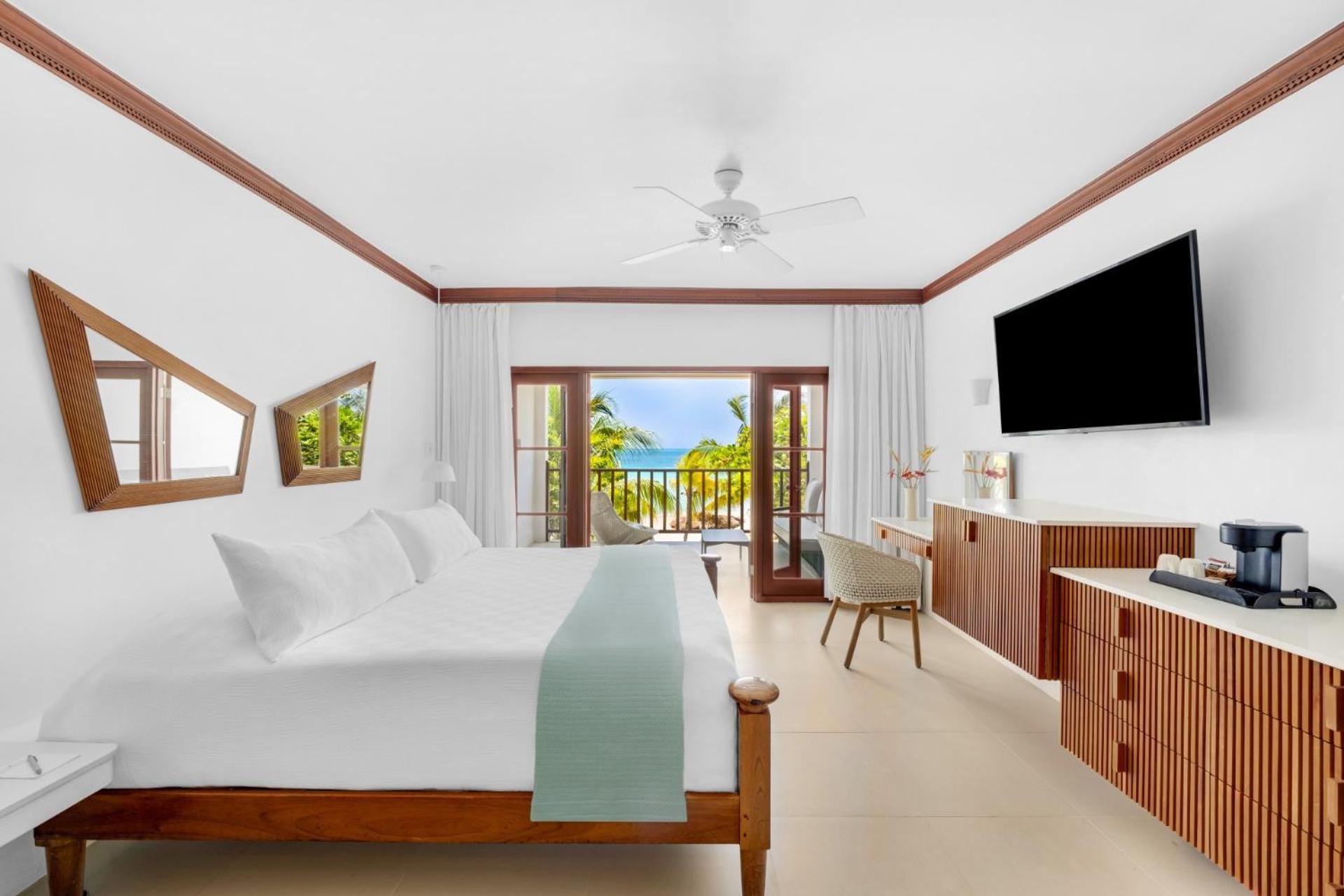 Beachfront Veranda Suite,1742749093:JPEG