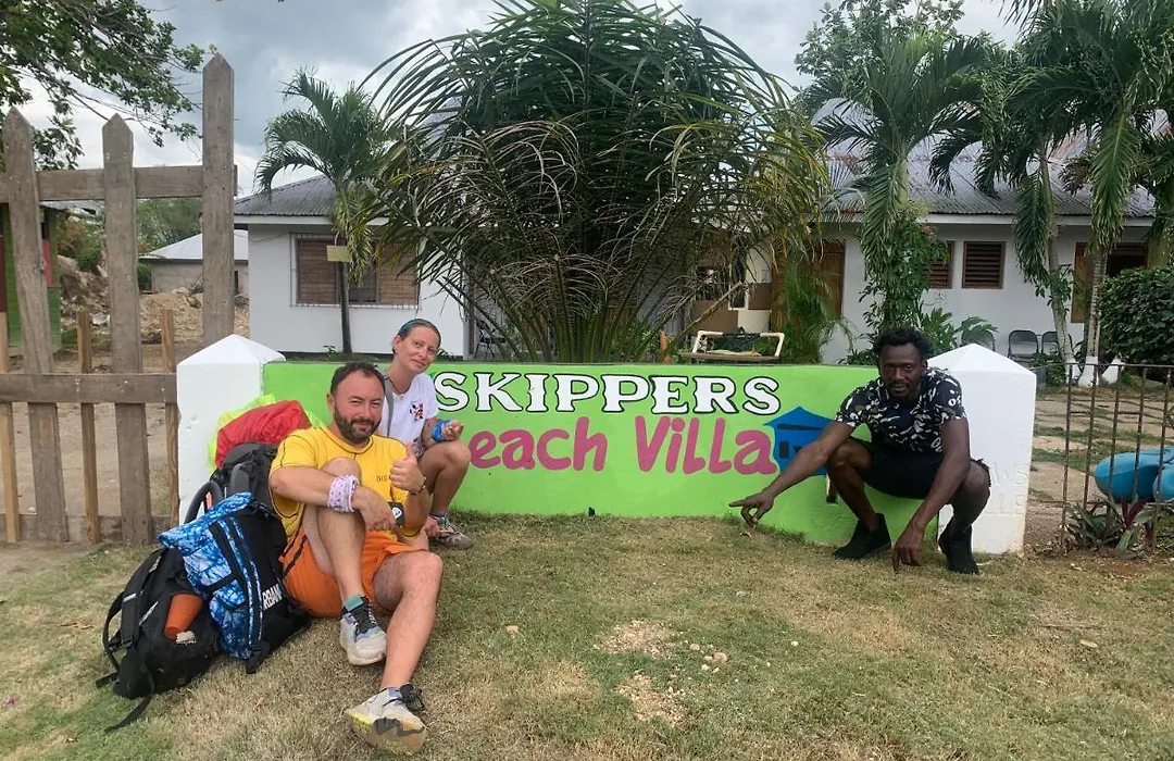 Skippers Beach Villa Am Camp Site-1