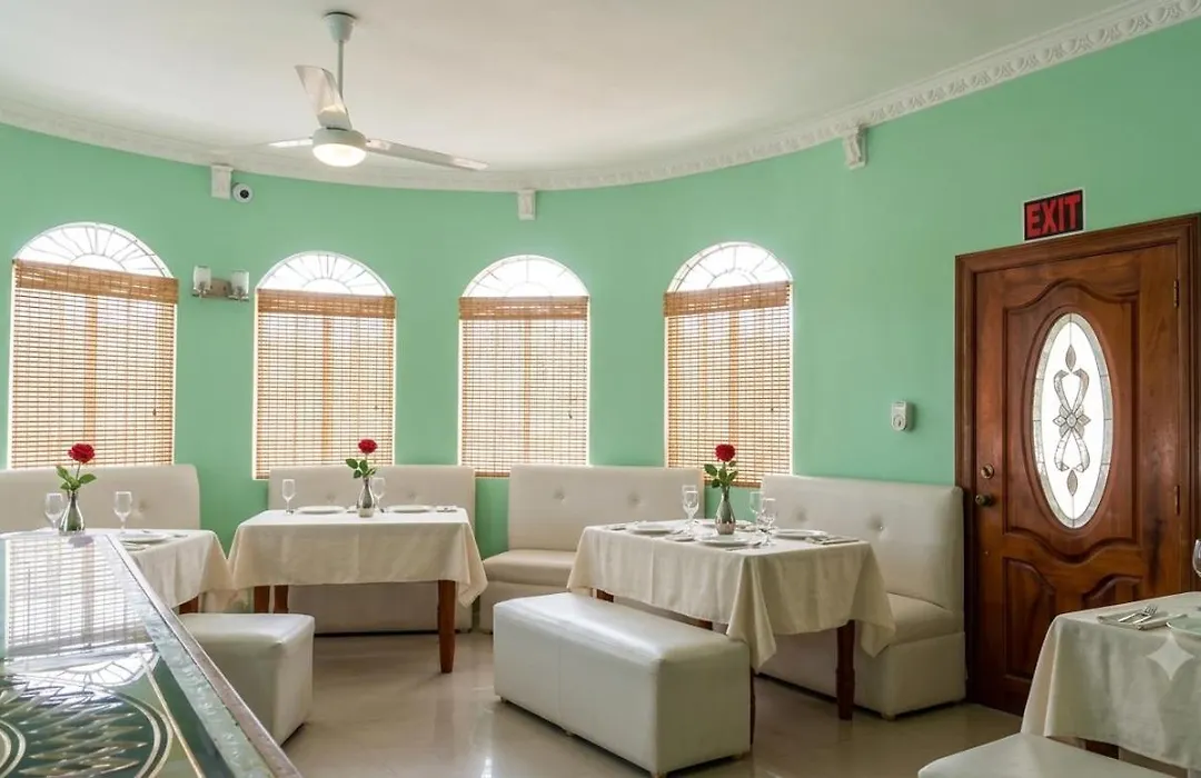 Dela De-Rose Guest House Negril Jamaica-1