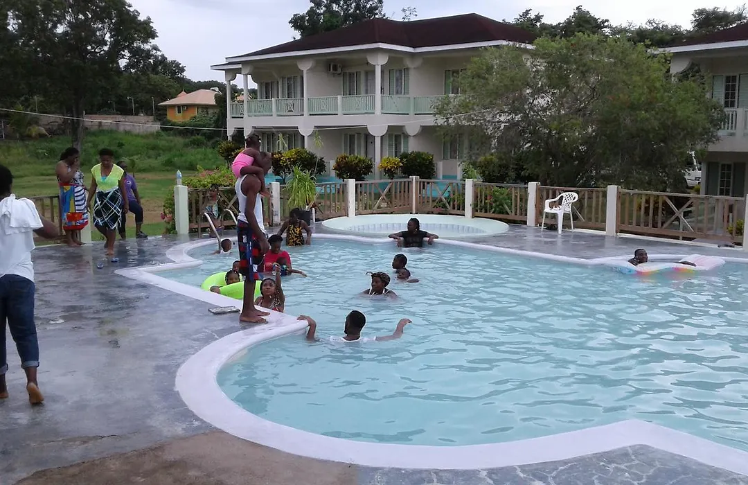 The Royal Hummingbird Resort-1