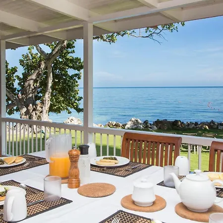 Llantrissant Beachcliff Villa-2