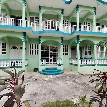 Villa Havana Negril-3