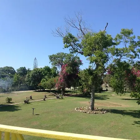 The Royal Hummingbird Resort-3