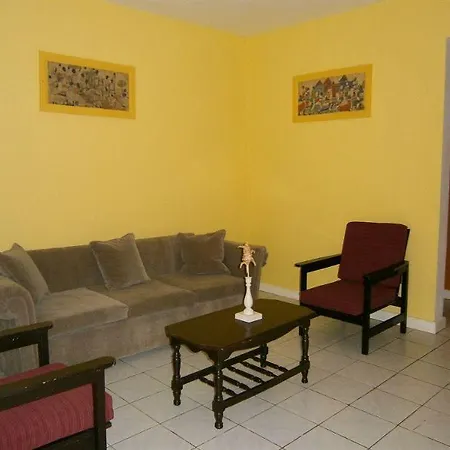 Merrils Beach Resort I-3