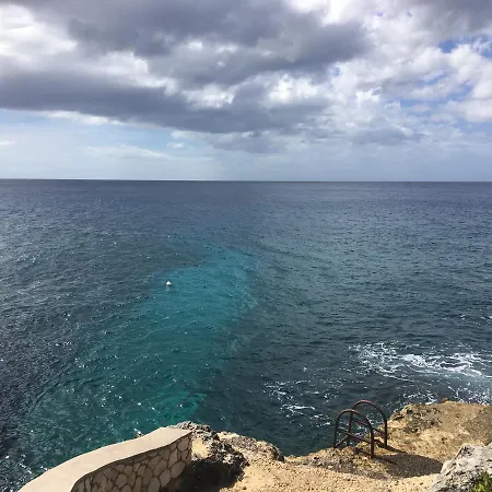 Coral Seas Cliff-3