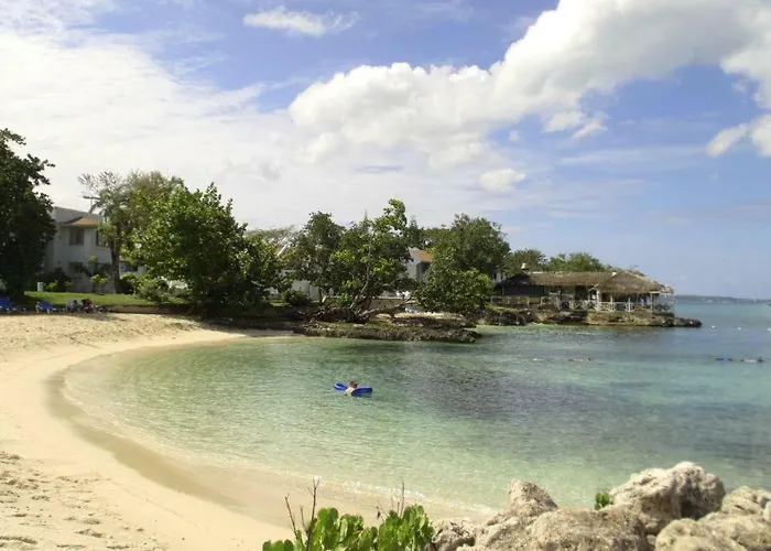 Boutique Deluxe Point Village 50 Negril